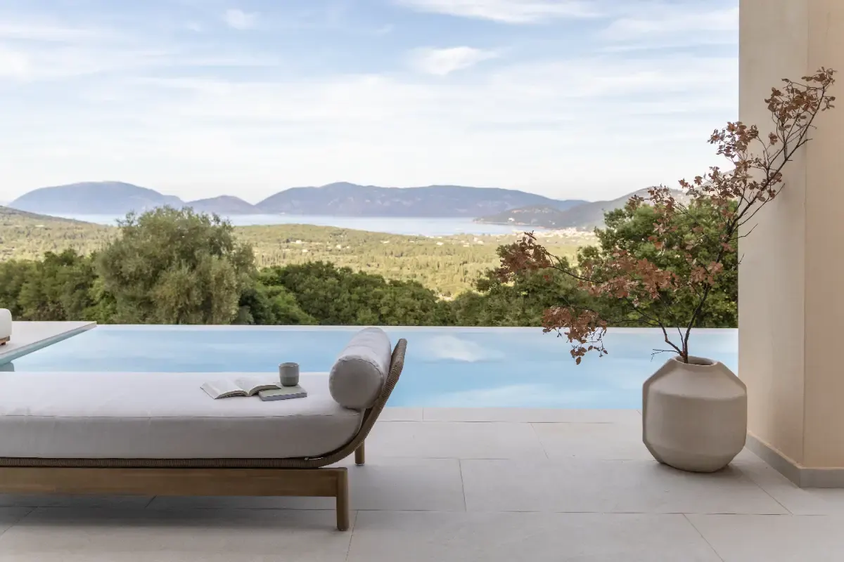 Piscina HOMER Luxury Villas cu vedere spre mare, Kefalonia