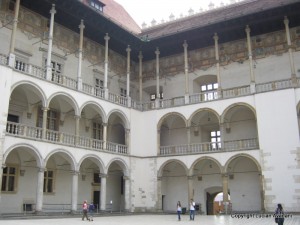 6 Polonia Curtea_Interioara_din_Castelul_Wovel Cracovia