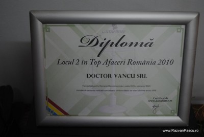 8 craiova Diplomă înrămată Locul 2 în Top Afaceri România 2010 pentru Doctor Vancu