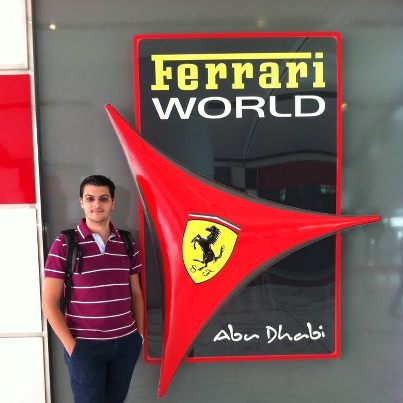 9 ferrari world sigla