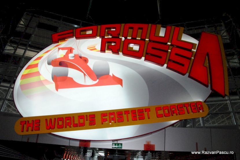 Panou Formula Rossa cu imaginea unei mașini de curse