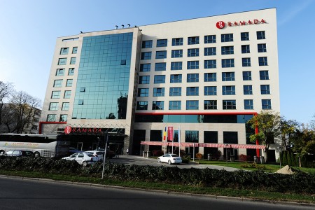 25 ramada-pitesti