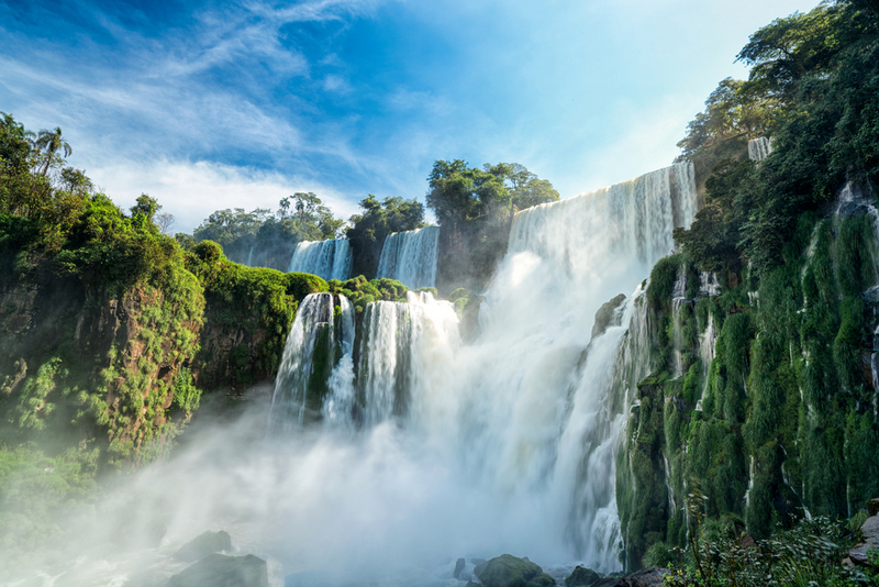 Cascadele aflate în zona Iguazu