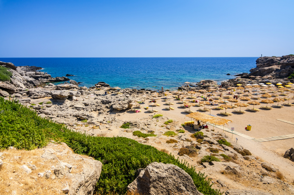 Plaja Kallithea de pe insula Rhodos