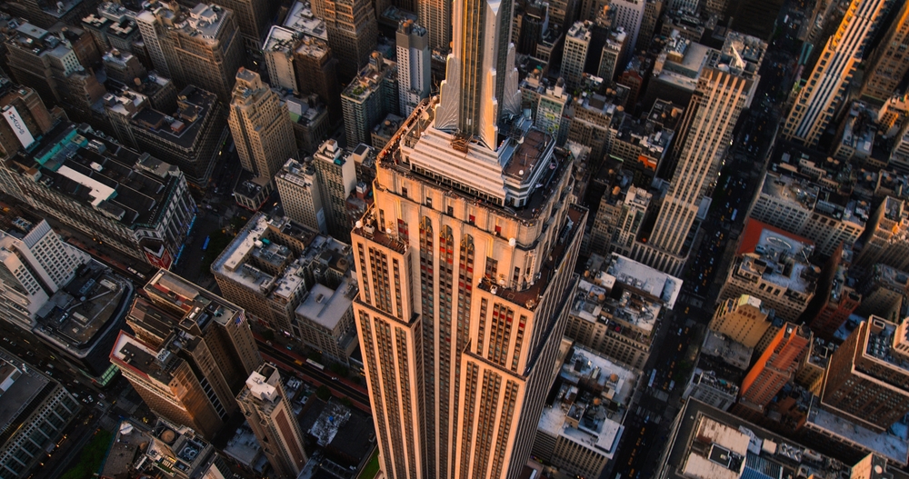 Empire State Building printre clădirile din New York